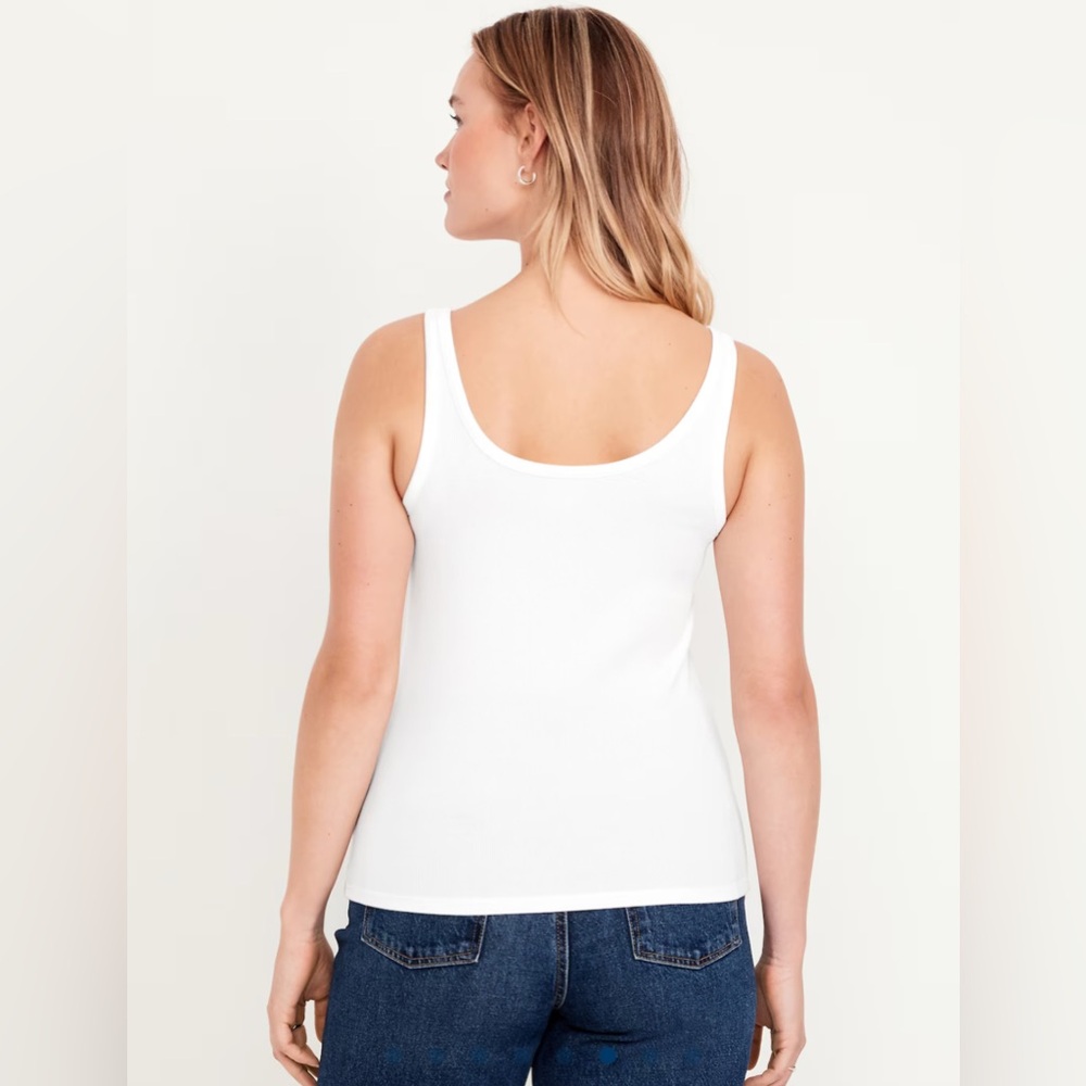 🆕 RESERVED E4L Old Navy Women’s First-Layer Ribbed Scoop-Neck Tank Top XL 16-18 - Picture 7 of 15